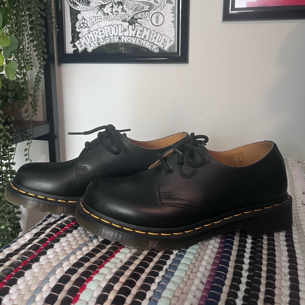 Dr. Martens 1461 Women’s Smooth Leather Oxfords